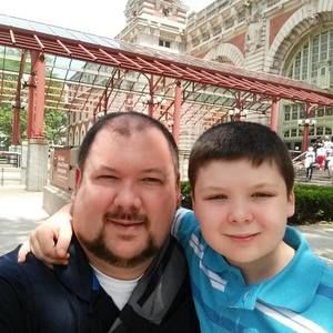 Meet your Posher, Eric